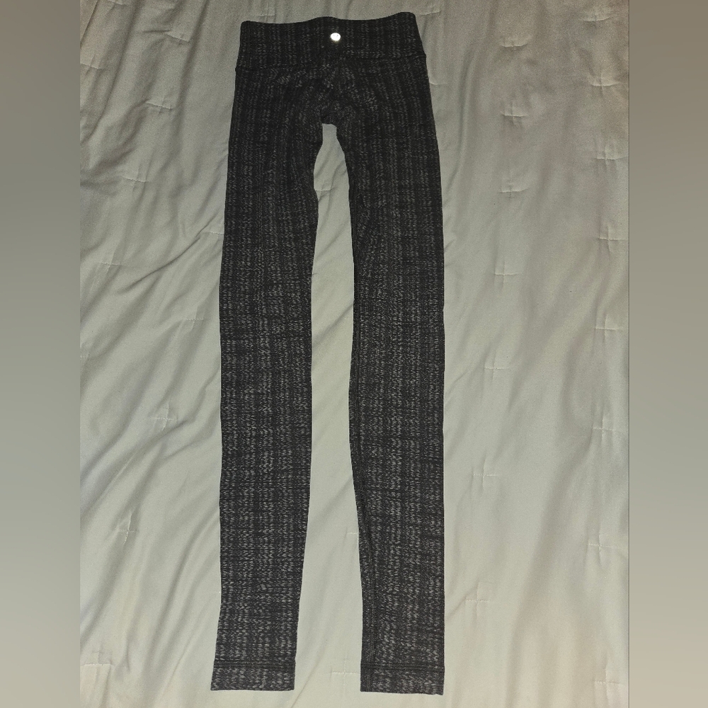 Lululemon leggings - Picture 5 of 5